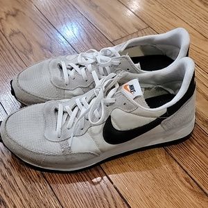Mens nike shoe